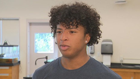 Belmont Hill basketball player saves life with CPR during practice
