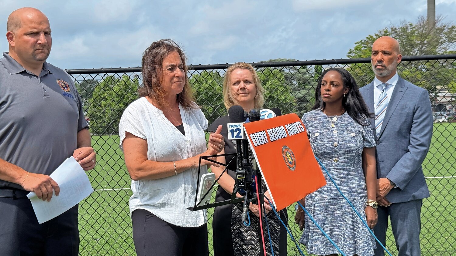 Proposed ‘Robbie’s Law’ would mandate automated external defibrillators on Nassau County fields